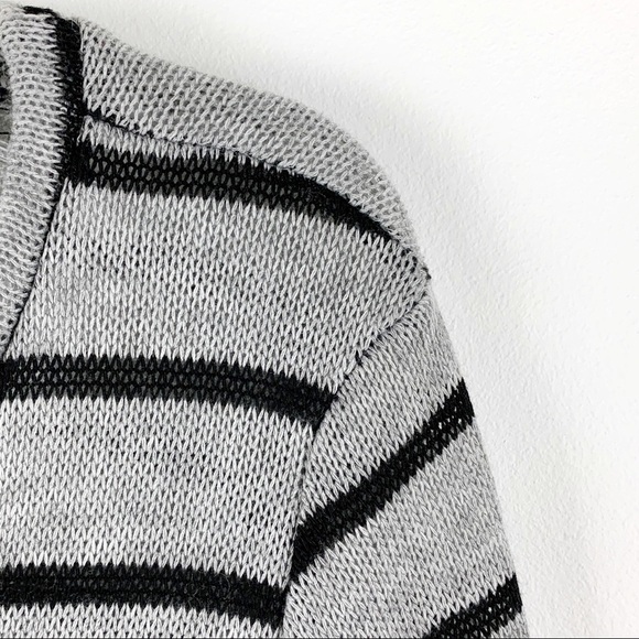 CHARLOTTE Russe Striped Zip Hem Tunic Size Medium - Picture 5 of 7